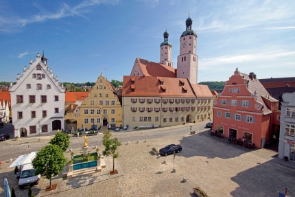 Wellness-Reisen - Von Fuchsien, Folterturm, Wallfahrt und Waldsee: Wemding im Ferienland Donau-Ries blickt auf eine bewegte Geschichte 1 25-08-wd-RF-0220-033-006_rf_0220_donau-ries_03