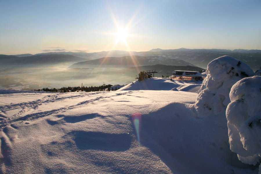 Wellness-Reisen - SKIFAHREN, DAS BERGPANORAMA GENIESSEN UND FRISCHE LUFT TANKEN - Österreich: Kostbare Urlaubsstunden im Salzburger Lungau 1 12102020-3csm_154590.rgb_c87fc878a8