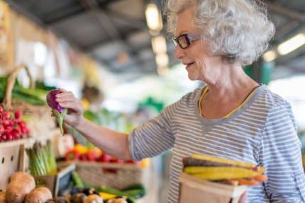 Ernährung - RICHTIG ESSEN FÜR DEN IQ: Mit gezielter Ernährung und Gehirntraining kann jeder seine Intelligenz steigern 1 16102020-er-2csm_130578.rgb_4d6e2d410b